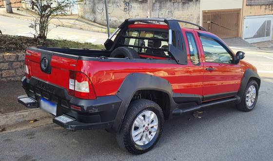 FIAT STRADA 1.8 MPI ADVENTURE CE 16V FLEX 2P MANUAL